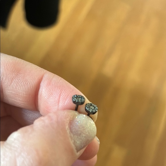 Adornia Stud Earrings - Picture 2 of 4